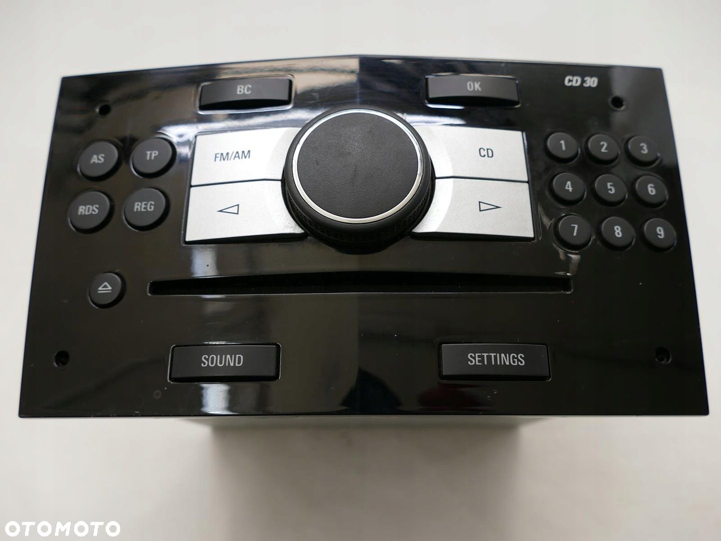 OPEL ZAFIRA B LIFT RADIO ODTWARZACZ CD ROZKODOWANE 13263052 - 1
