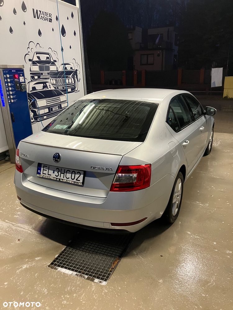 Skoda Octavia 1.5 TSI ACT Ambition - 5