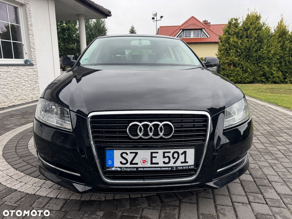 Audi A3 Sportback 2.0 TDI DPF Attraction - 2