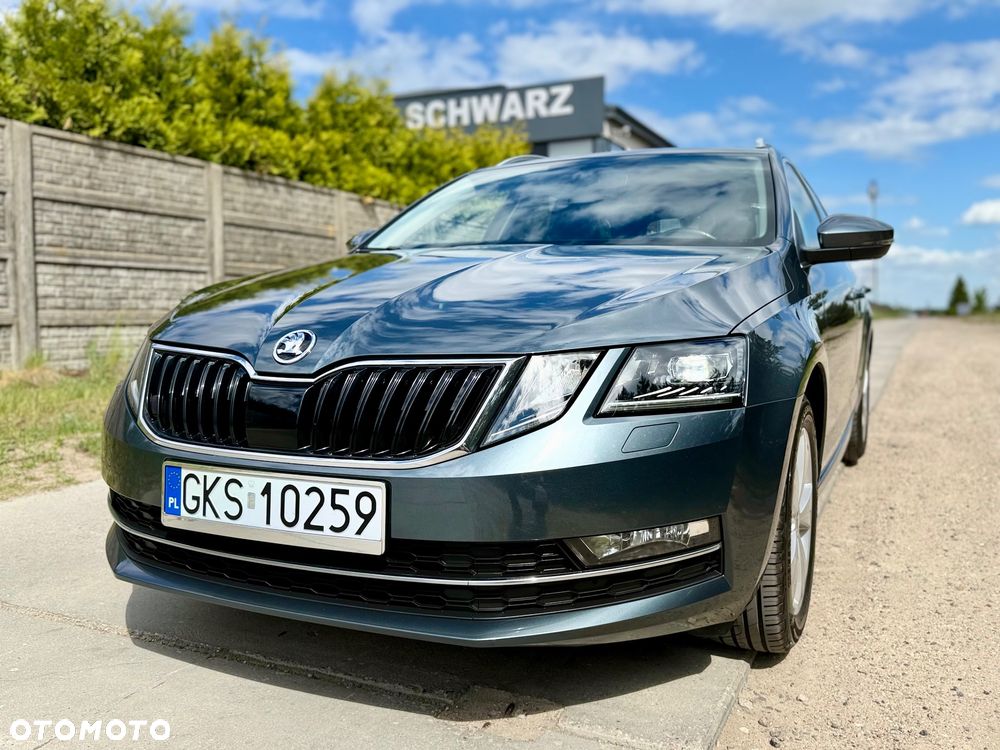 Skoda Octavia 2.0 TDI Edition DSG - 6
