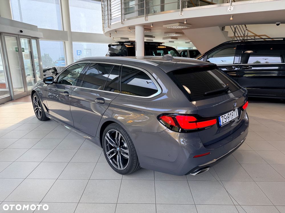 BMW Seria 5 520d MHEV Luxury Line sport - 4
