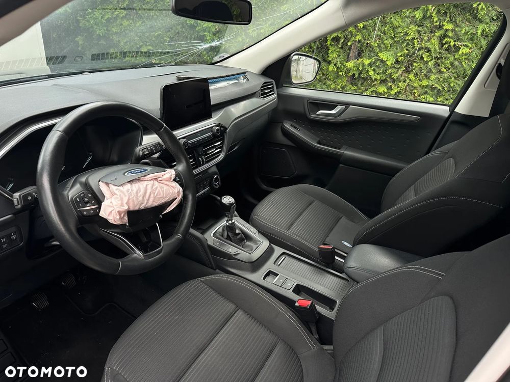 Ford Kuga 1.5 EcoBoost TITANIUM - 7
