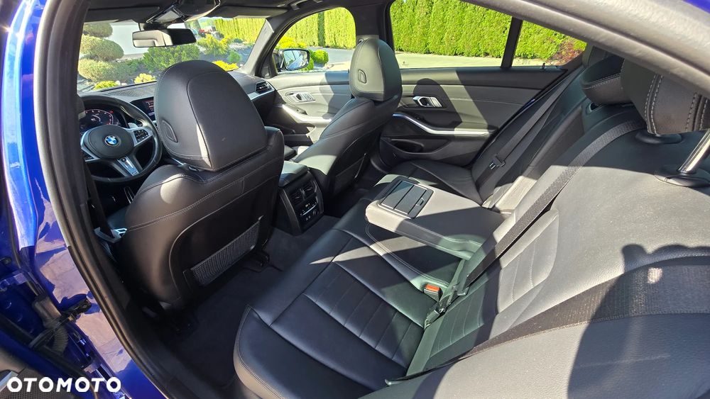 BMW Seria 3 - 26
