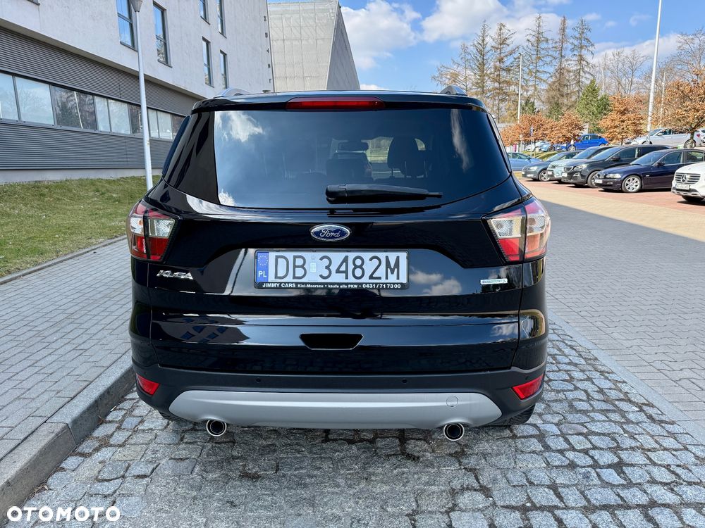 Ford Kuga 1.5 EcoBoost 2x4 Titanium - 6