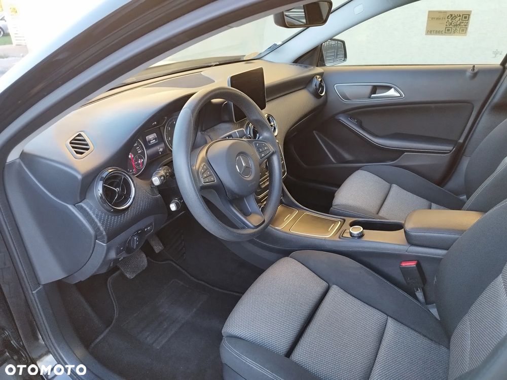 Mercedes-Benz GLA 200 (CDI) d 7G-DCT Style - 18