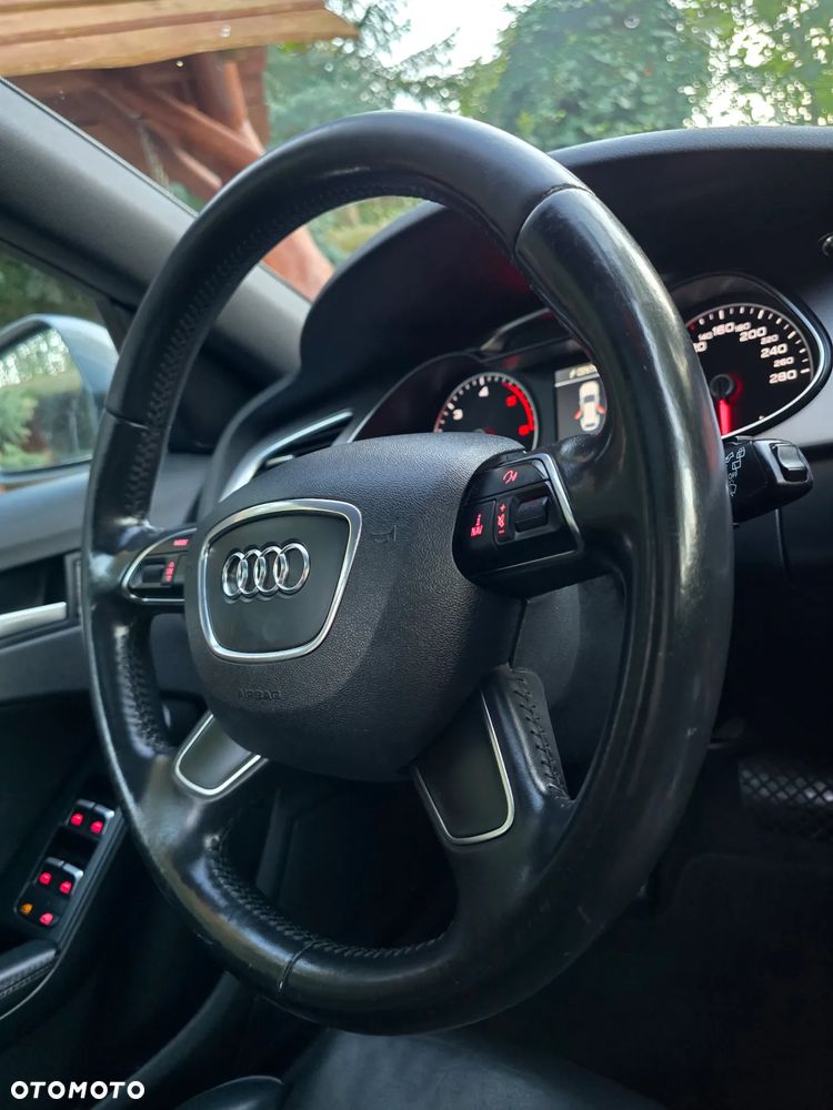 Audi A4 Allroad 2.0 TDI Quattro S tronic - 25