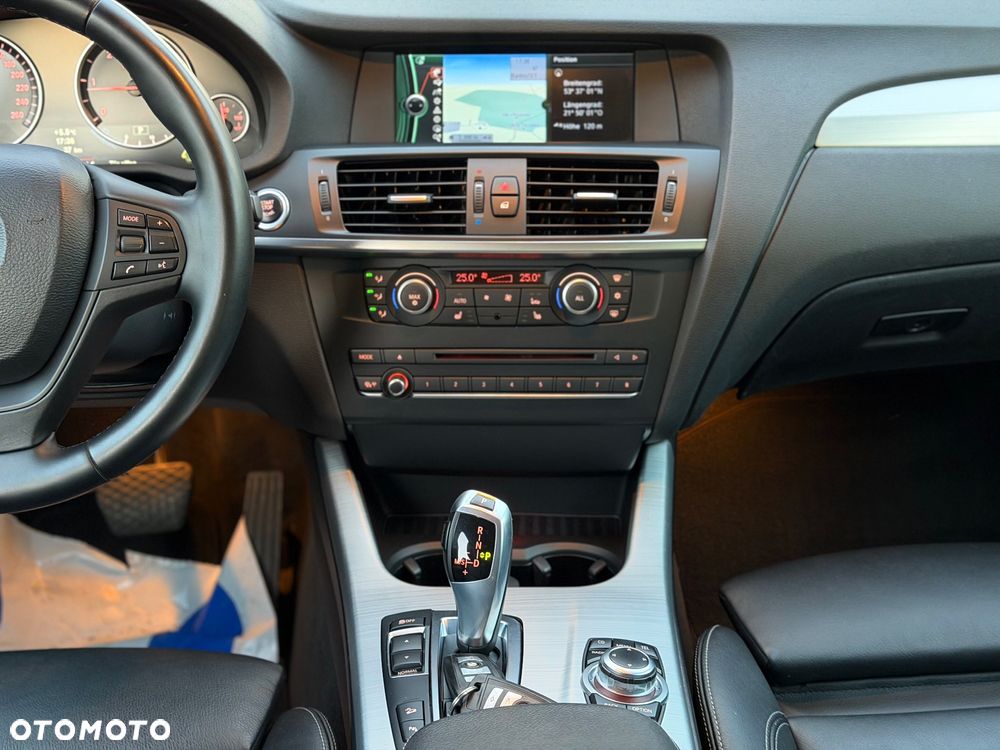 BMW X3 xDrive20d - 10