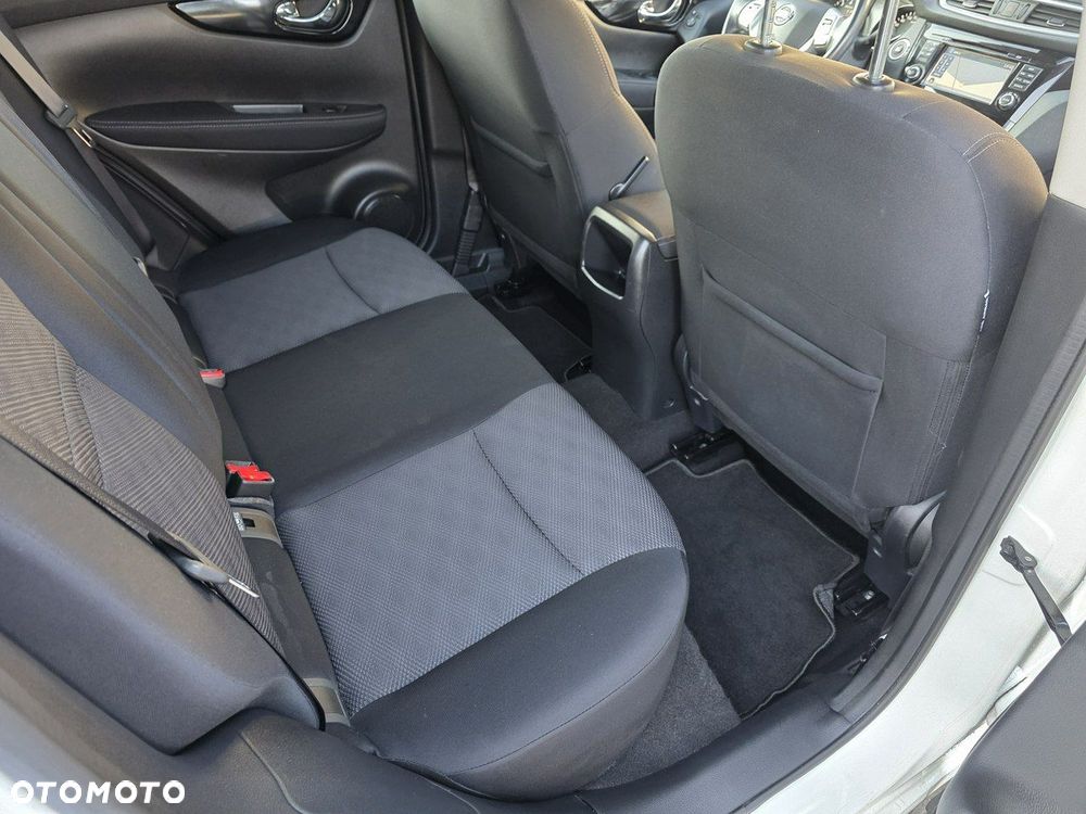 Nissan Qashqai - 16