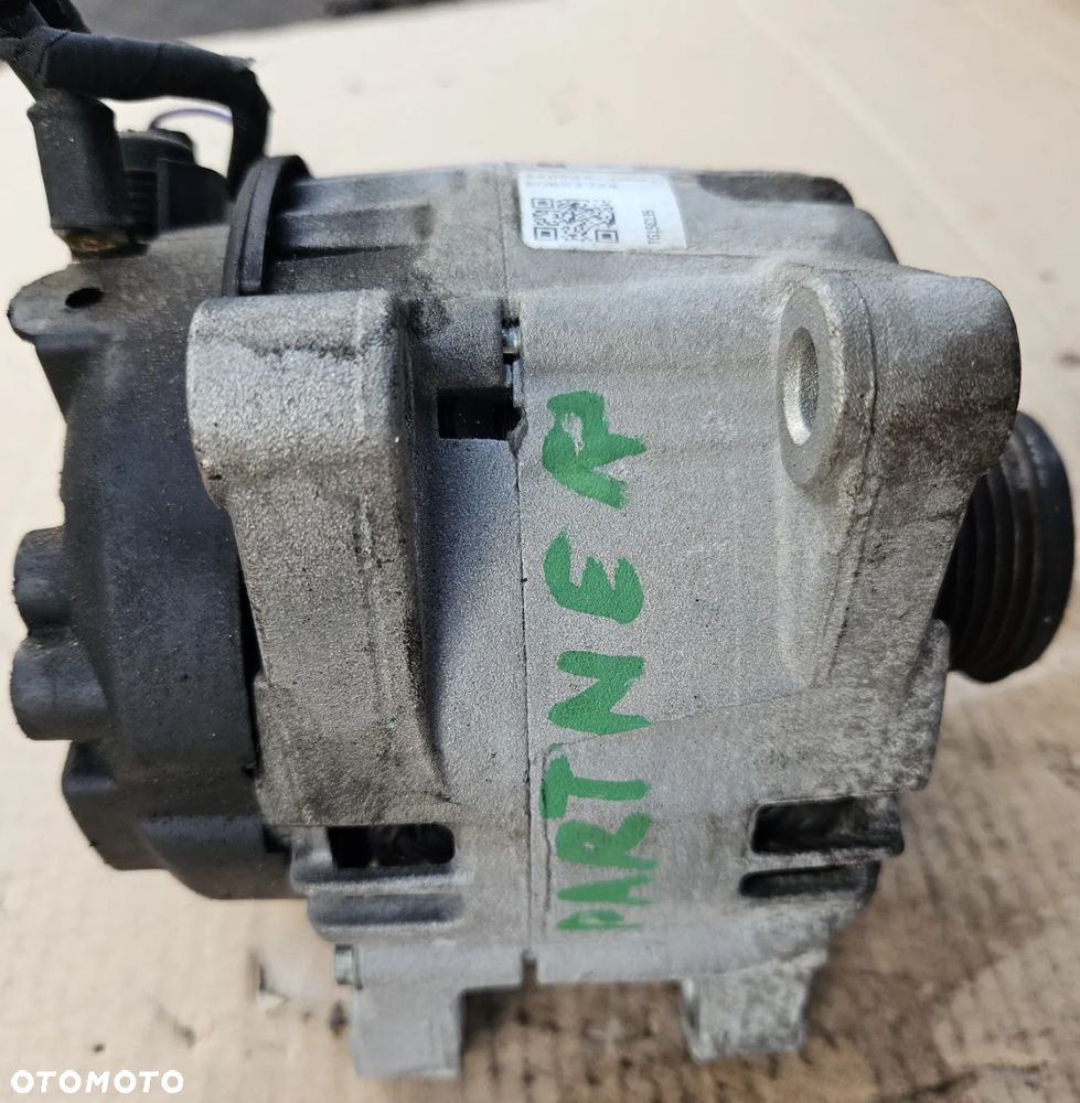 Citroen C3 C4 C5 X7 Peugeot Partner 3008 308 1.6 E-HDI Alternator  9675753680 180 A - 4