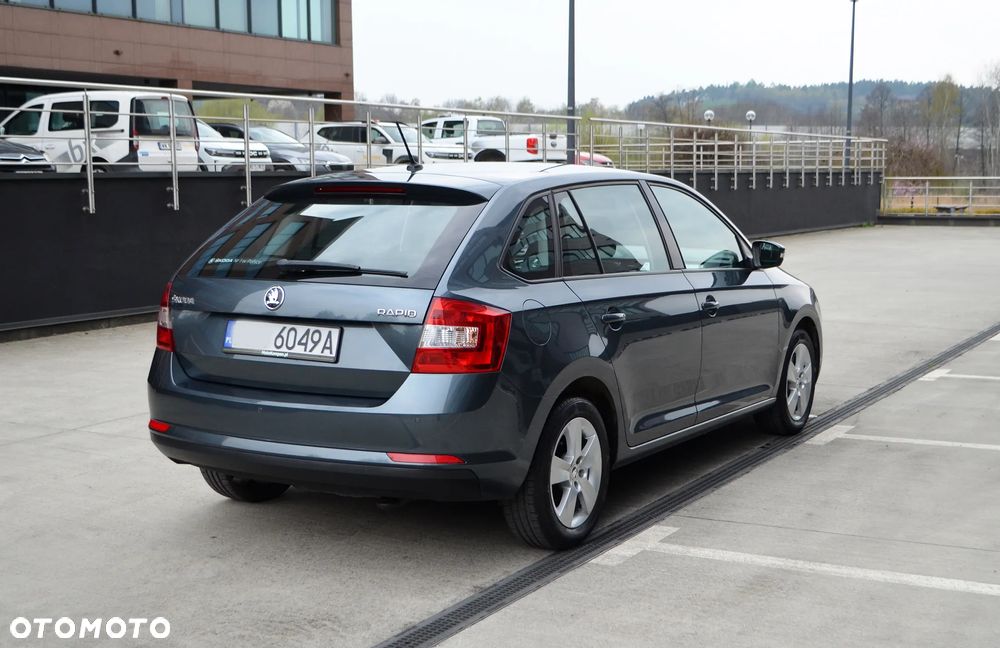Skoda RAPID Spb 1.2 TSI Ambition - 22