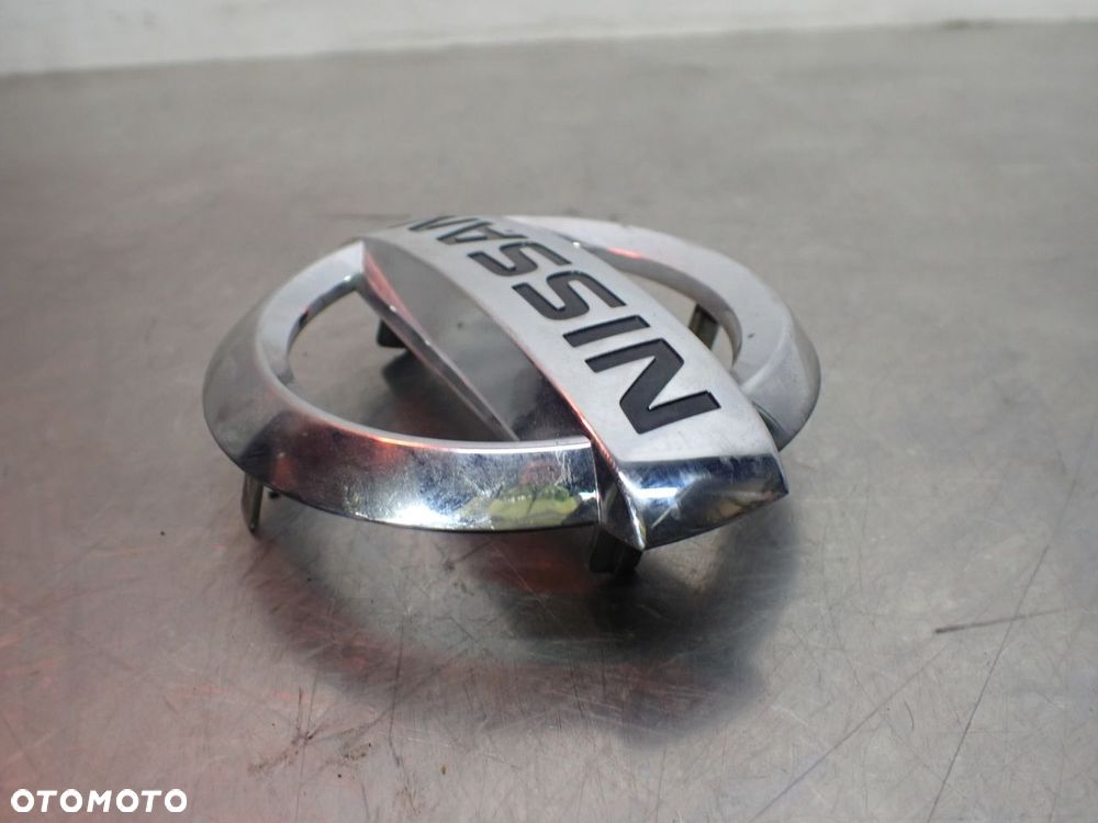 EMBLEMAT NISSAN - 2