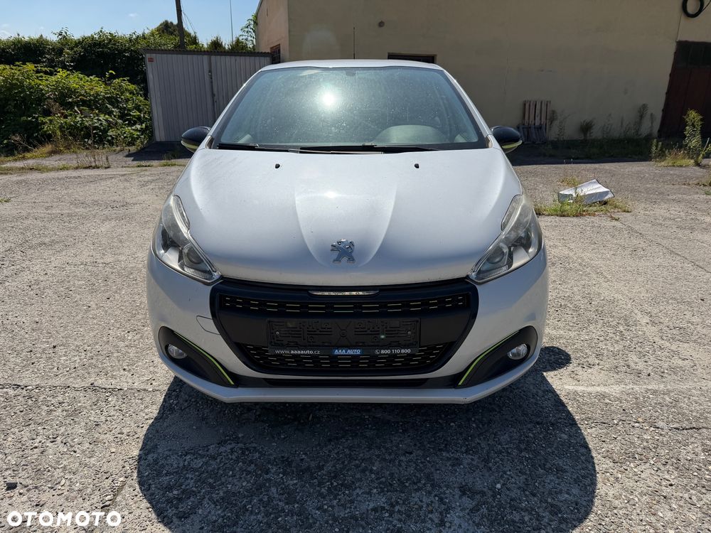 Peugeot 208 - 2