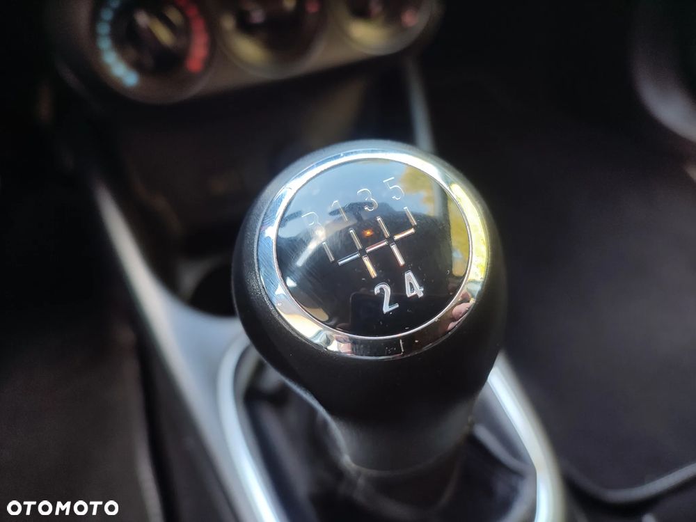 Opel Corsa 1.4 Turbo (ecoFLEX) Start/Stop Color Edition - 25