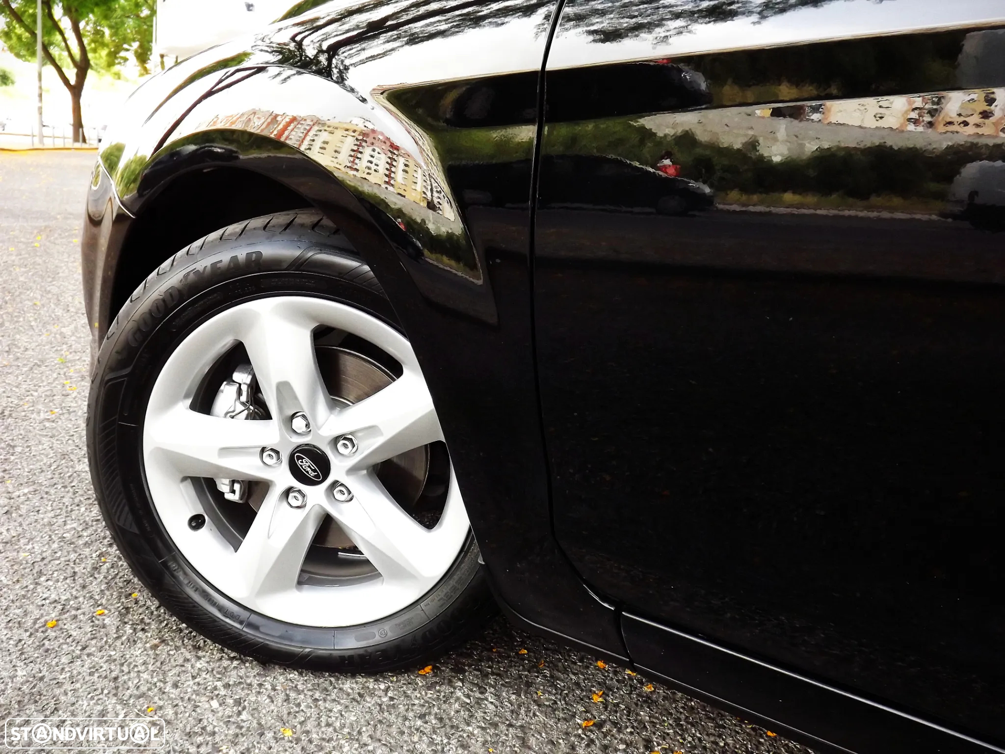 Ford Focus SW 1.6 TDCi Titanium - 12