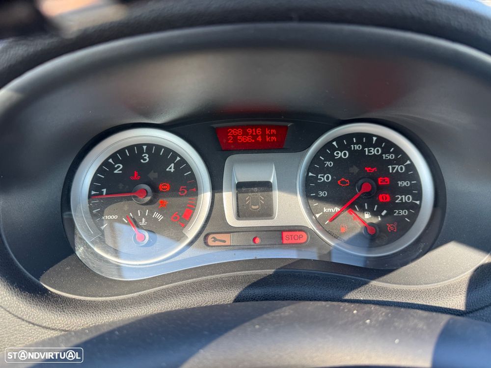 Renault Clio 1.5 dCi Privilège Luxe - 12