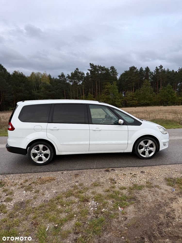 Ford Galaxy - 9