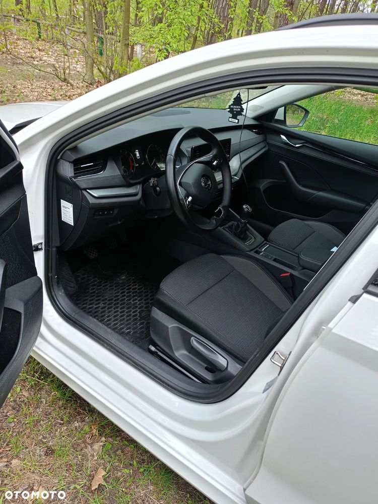 Skoda Octavia 1.5 TSI ACT Ambition - 32