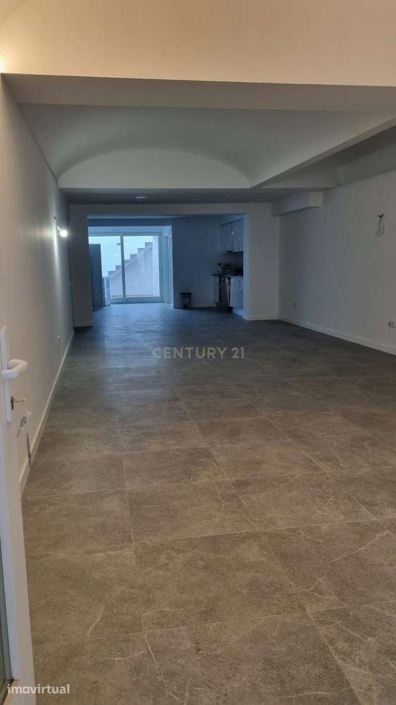 Apartamento T2 no centro histórico de Évora - Espaço e Conforto no Cor - Grande imagem: 4/9