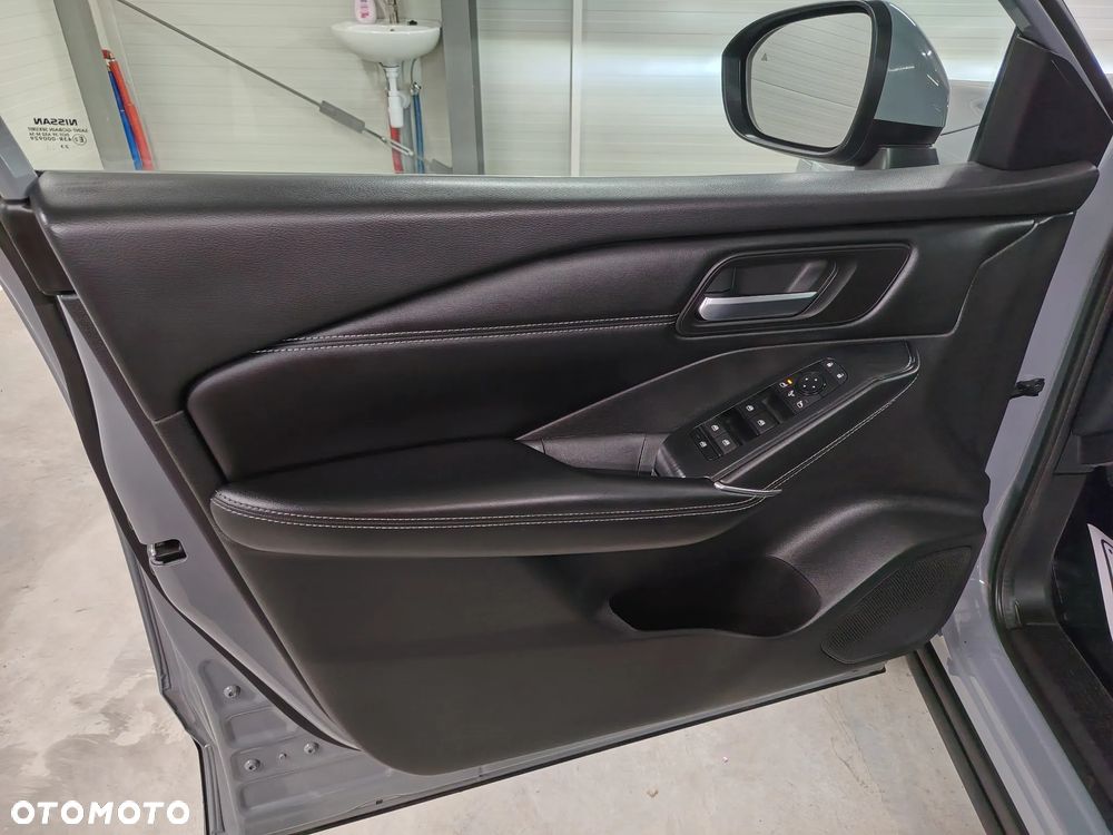 Nissan Qashqai 1.3 DIG-T DCT TEKNA - 18