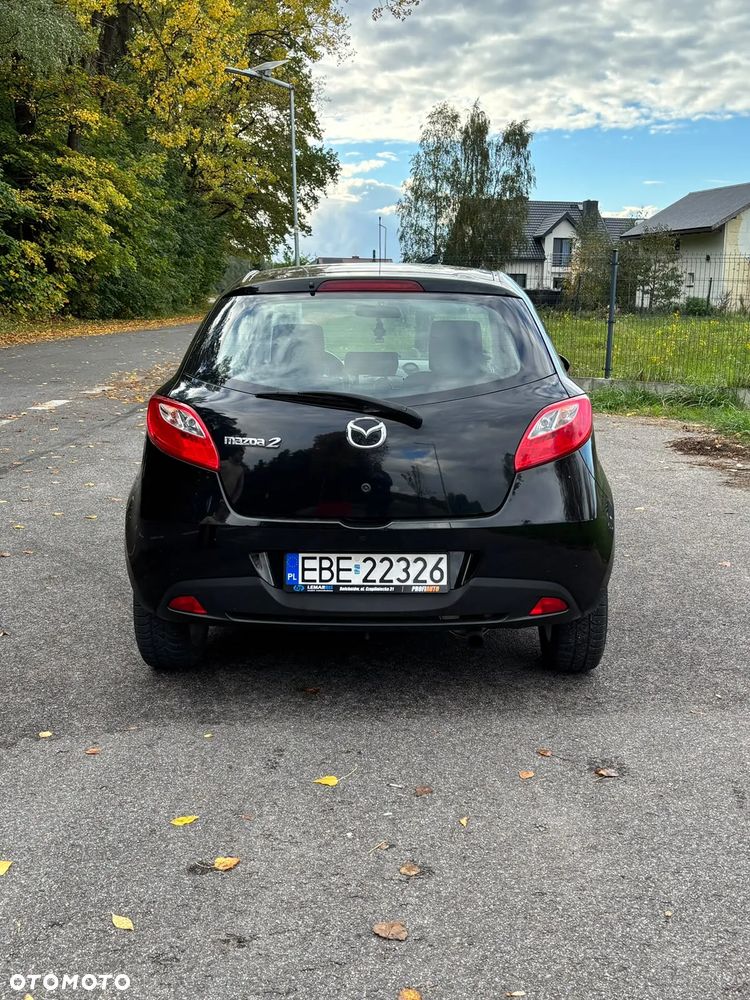 Mazda 2 2008 photo 4