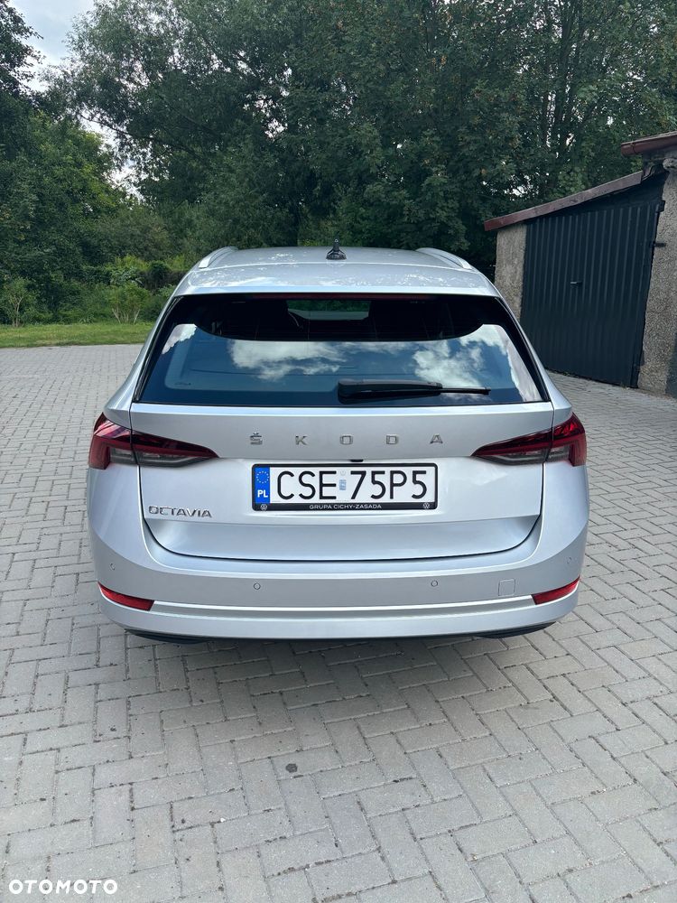 Skoda Octavia 2.0 TDI SCR Style DSG - 6