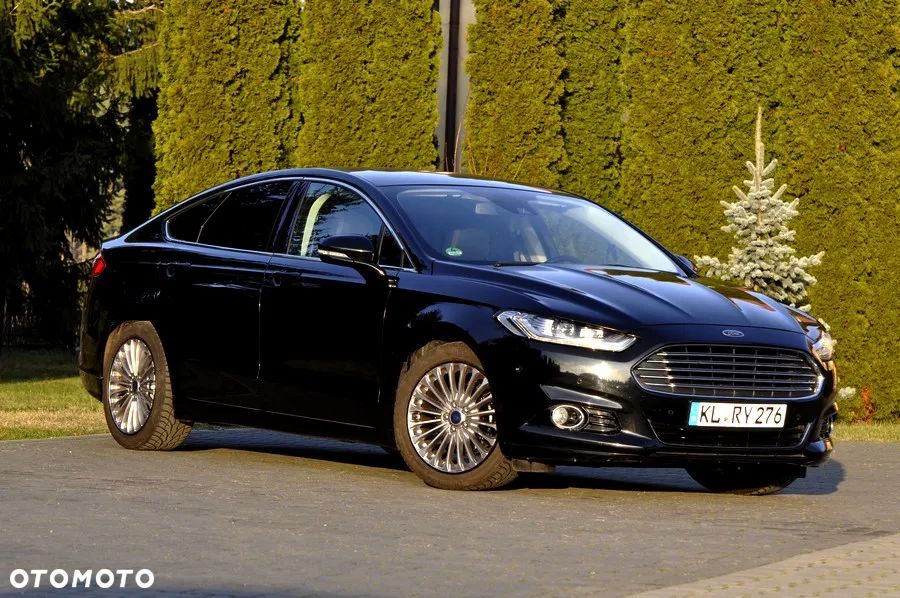 Ford Mondeo 2.0 EcoBoost STart-Stopp Autom Titanium - 8