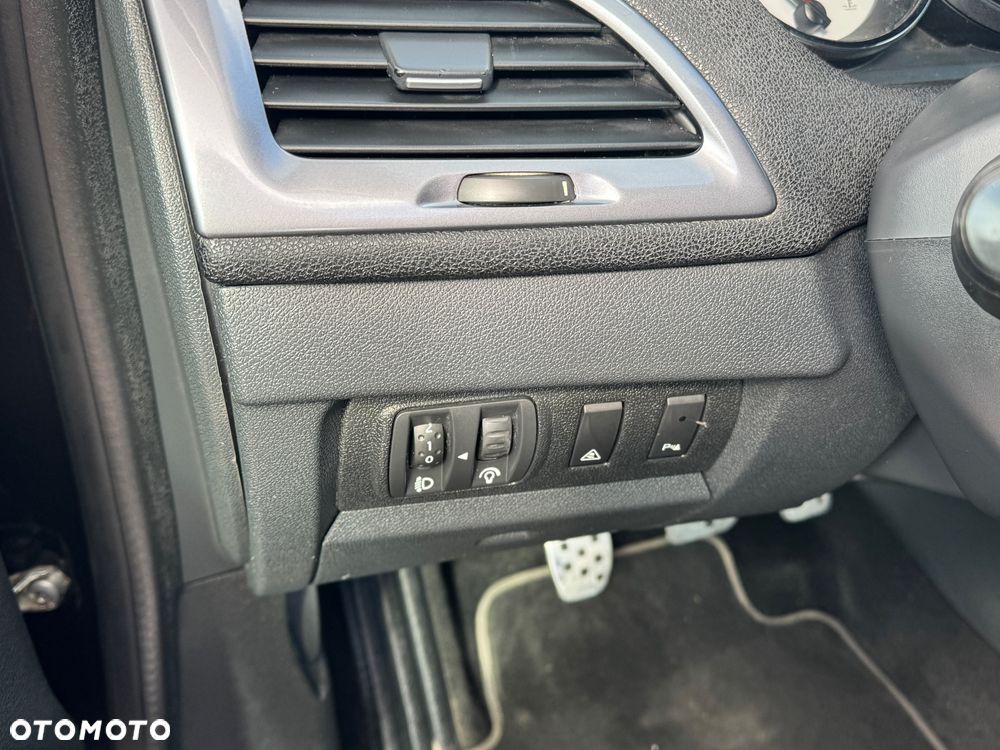 Renault Megane 2.0 16V TCE GT Robert Kubica - 15