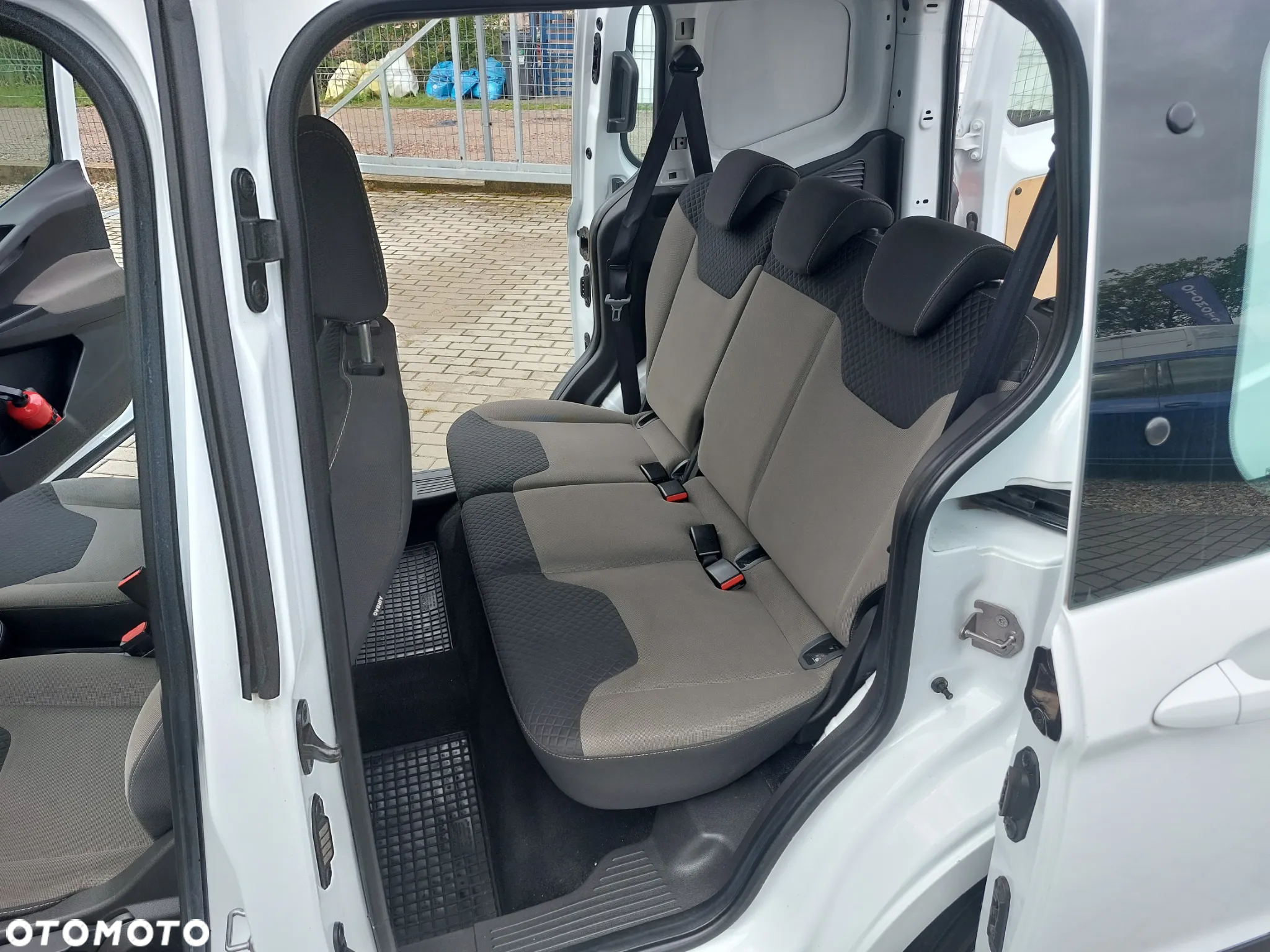 Ford Transit Courier 1.5 TDCi Trend - 16