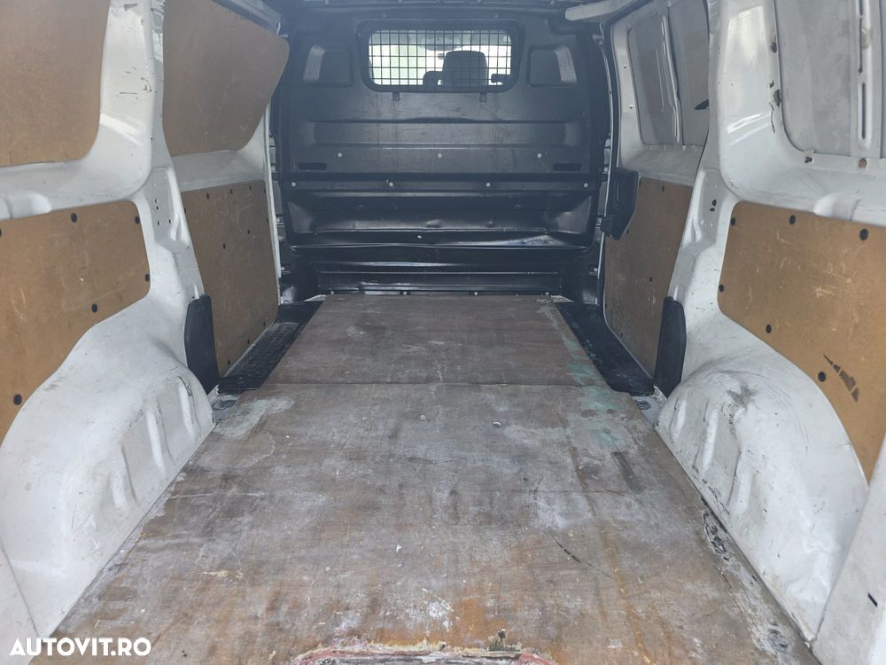 Peugeot EXPERT - 5