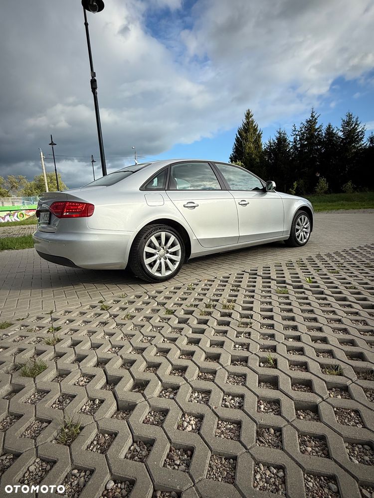 Audi A4 Limousine 2.0 TFSI Quattro Prime Line S tronic - 5
