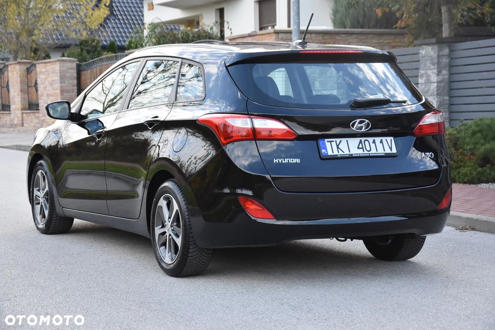 Hyundai i30 blue 1.4 Classic Navigation - 8