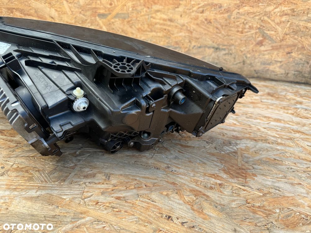 LAMPA REFLEKTOR PRZÓD PRZEDNIA VOLVO V60 II 2 S60 III 3 18+ FULL LED MID PRAWA RH PRZETWORNICA 32314167 KOMPLETNA ORYGINAŁ - 7