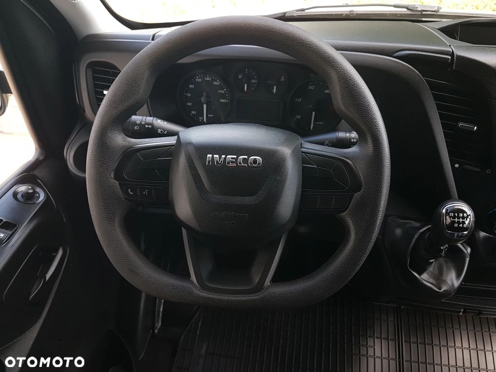 Iveco DAILY KONTENER NISKOPODŁOGOWY 4,43x2,23x2,42 SKLEP FOODTRUCK BAR KLIMA KONIOWÓZ KAMPER - 32