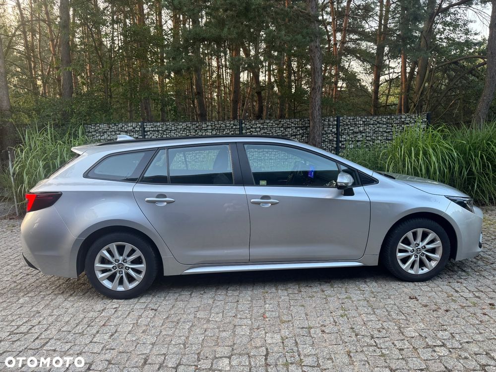 Toyota Corolla 1.8 Hybrid Comfort - 6