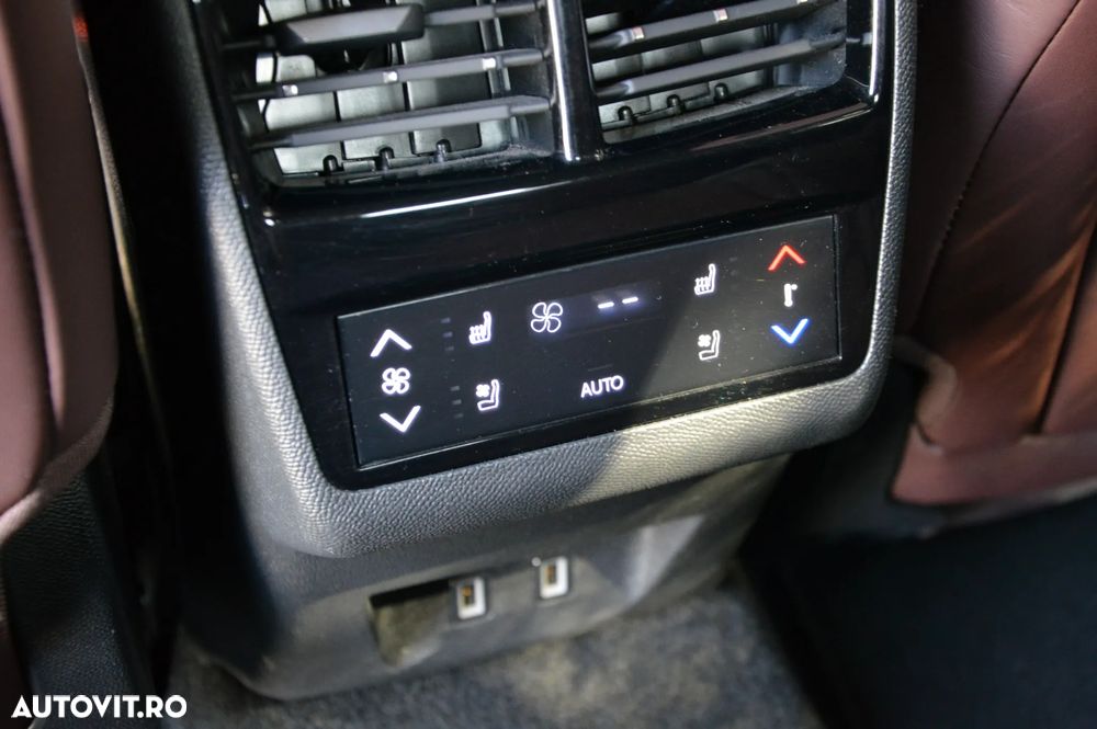 DS Automobiles DS 9 1.6 PHeV EAT8 Rivoli + - 13