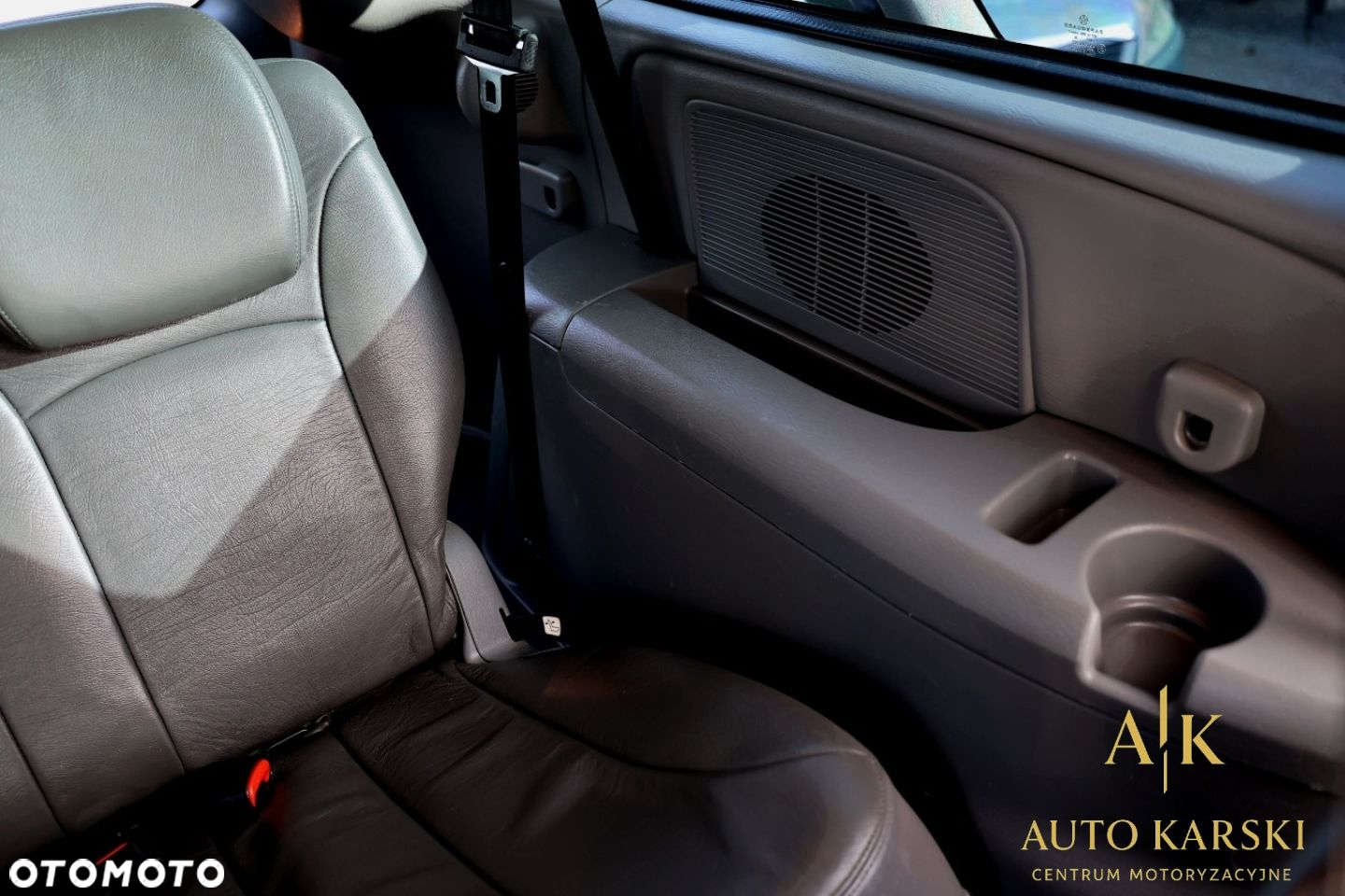 Chrysler Grand Voyager - 26