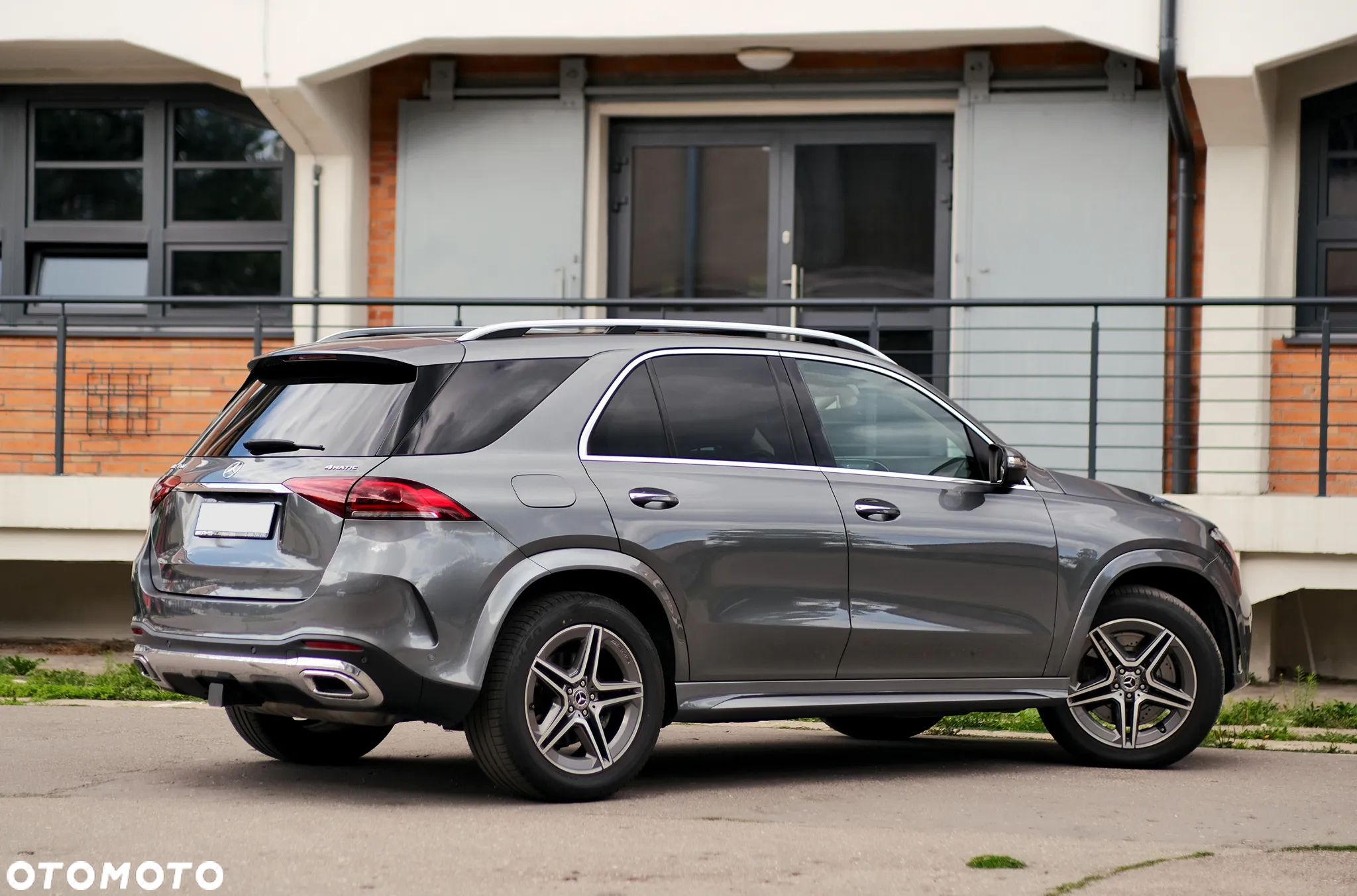Mercedes-Benz GLE 450 4Matic 9G-TRONIC AMG Line - 2