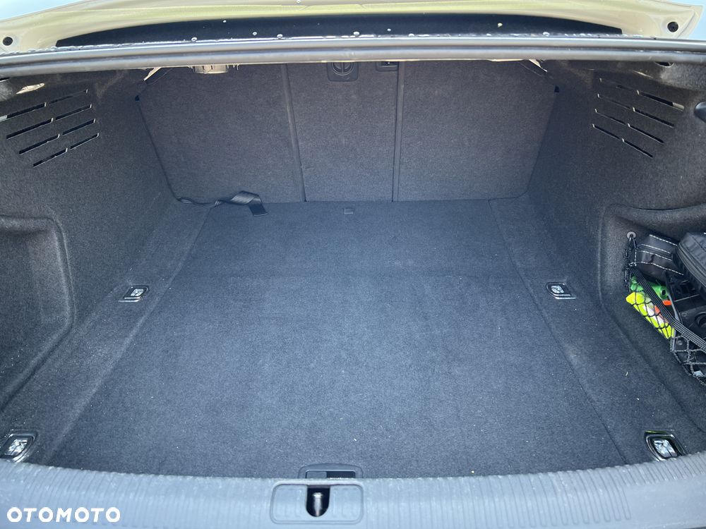 Audi A4 Limousine 1.4 TFSI S tronic - 16