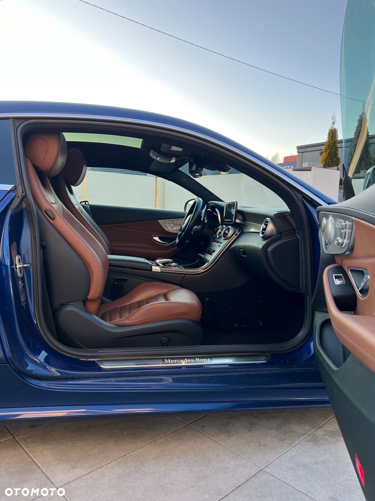 Mercedes-Benz Klasa C 250 d 4-Matic 9G-TRONIC - 21