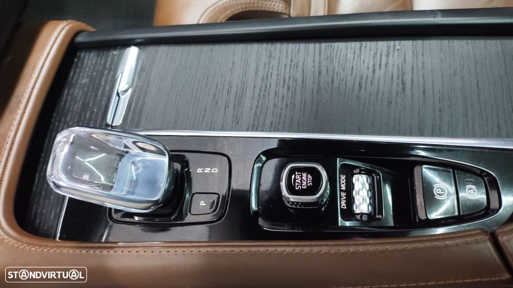 Volvo XC 90 2.0 T8 PHEV Inscription AWD - 21