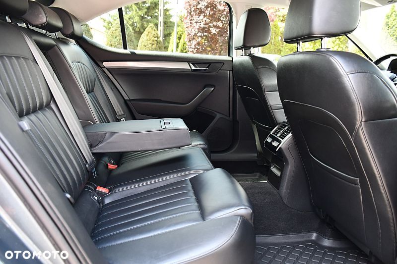 Skoda Superb 1.8 TSI DSG Style - 19