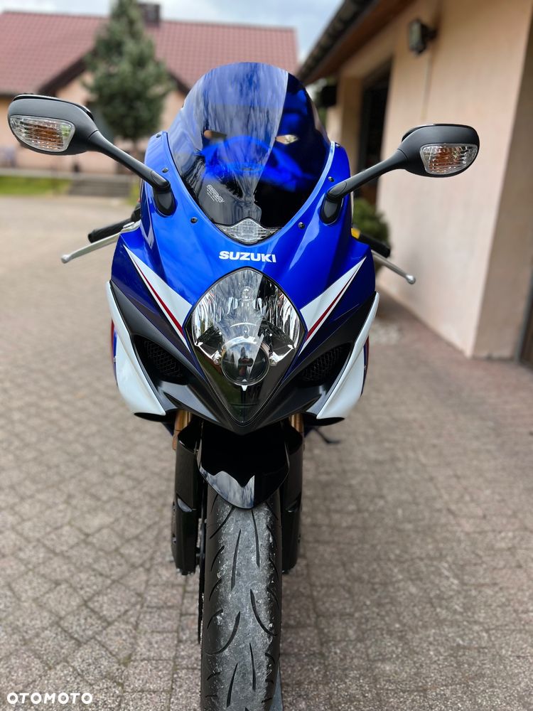 Suzuki GSX-R - 17