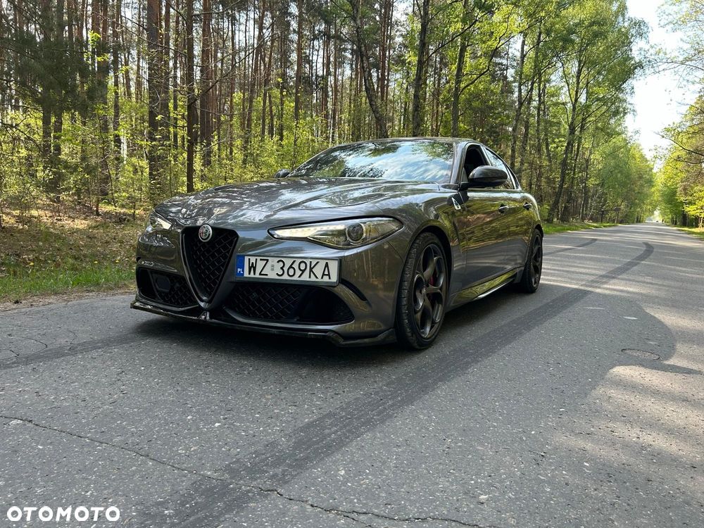 Alfa Romeo Giulia 2.9 V6 Bi-Turbo AT8 Quadrifoglio - 2