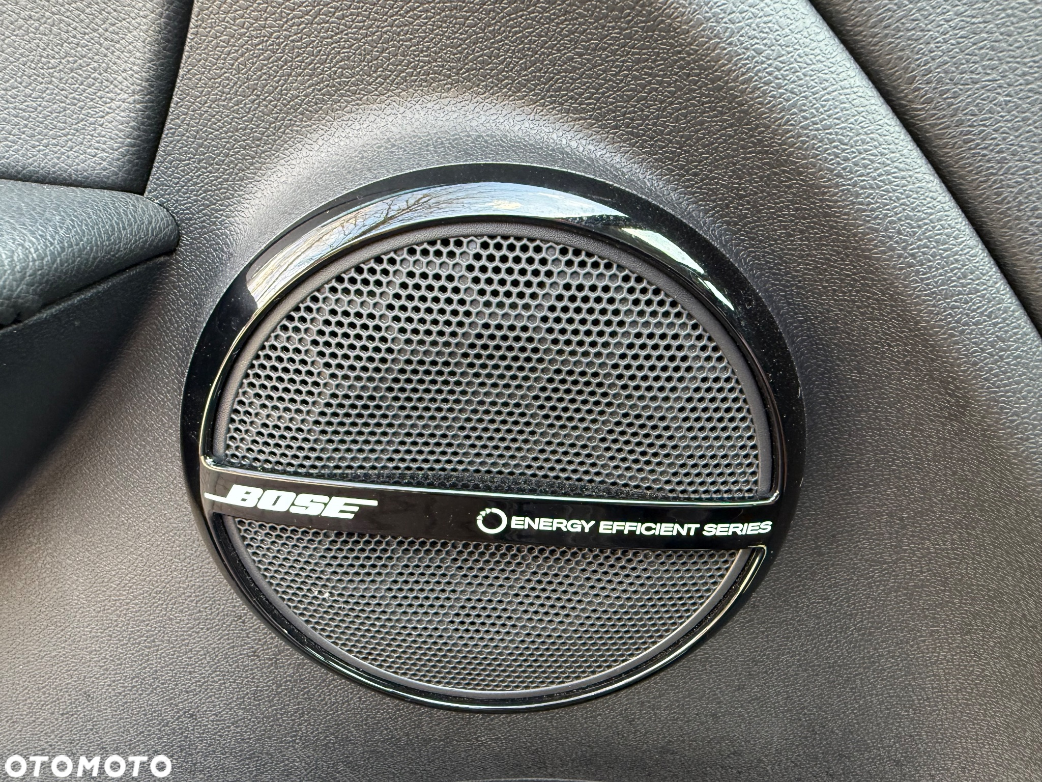 Renault Megane Grandtour ENERGY TCe 115 Start & Stop Bose Edition - 23