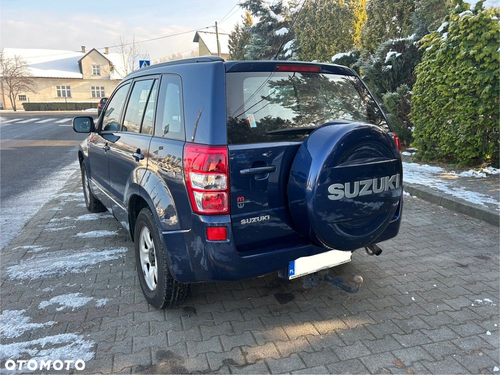 Suzuki Grand Vitara 2.0 - 3