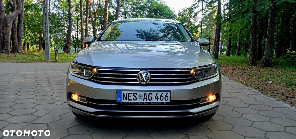 Volkswagen Passat 2.0 TDI SCR DSG 4Motion Business - 18
