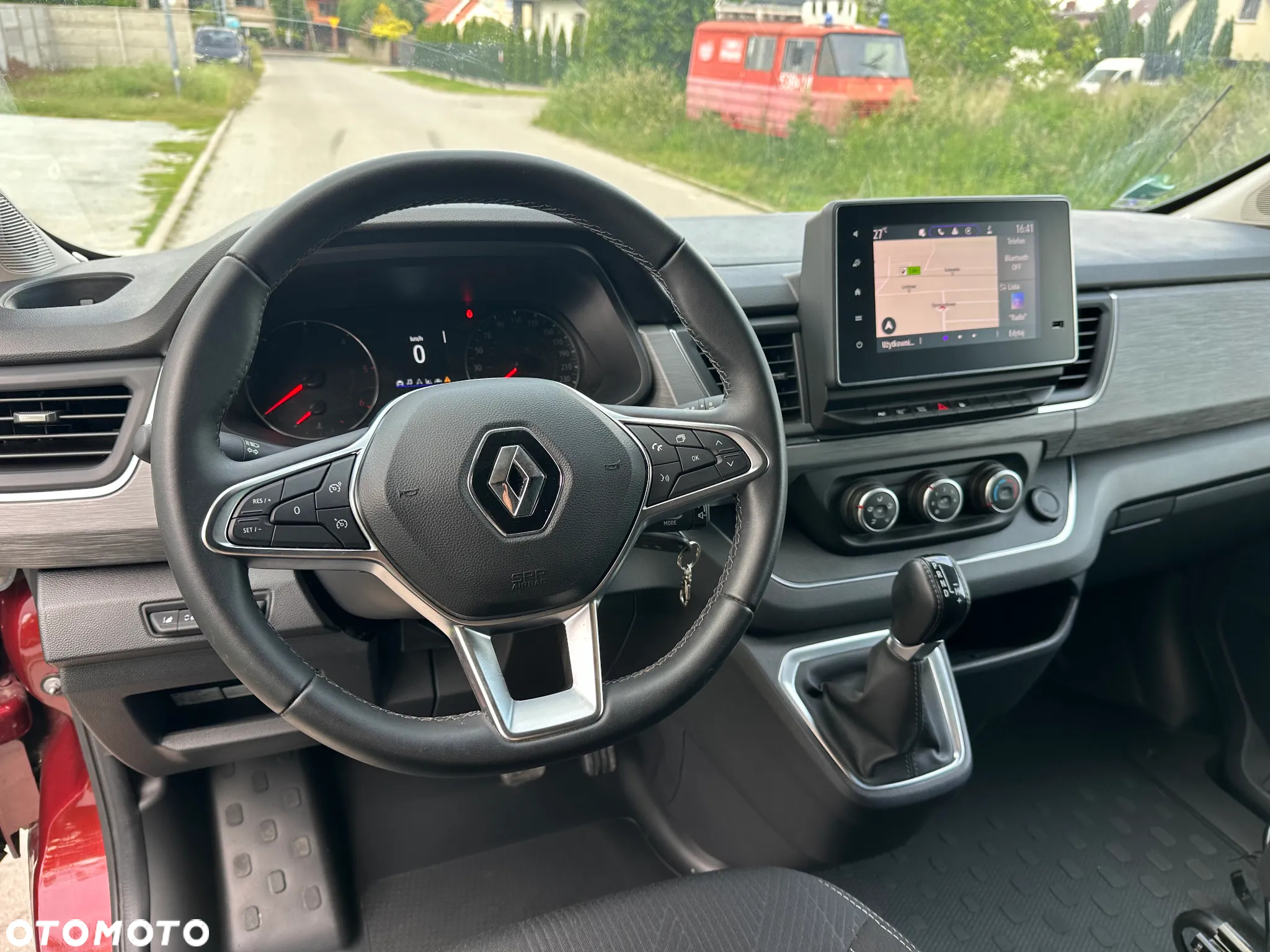 Renault Trafic - 11