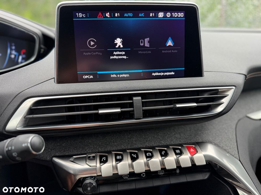 Peugeot 5008 THP 165 EAT6 Allure - 27
