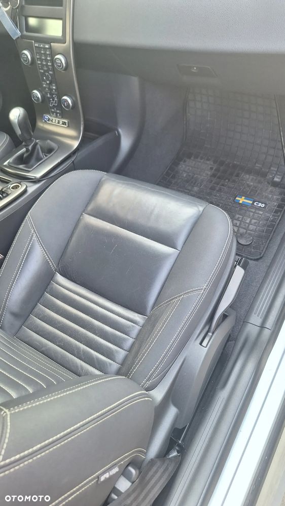 Volvo C30 D3 R-Design - 31