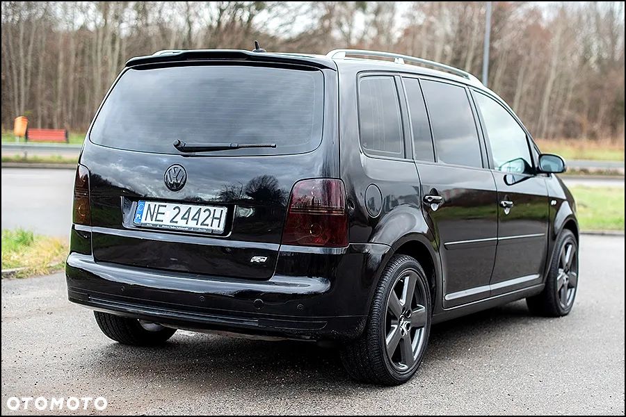 Volkswagen Touran - 14